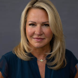 Lynette Entzian, PhD